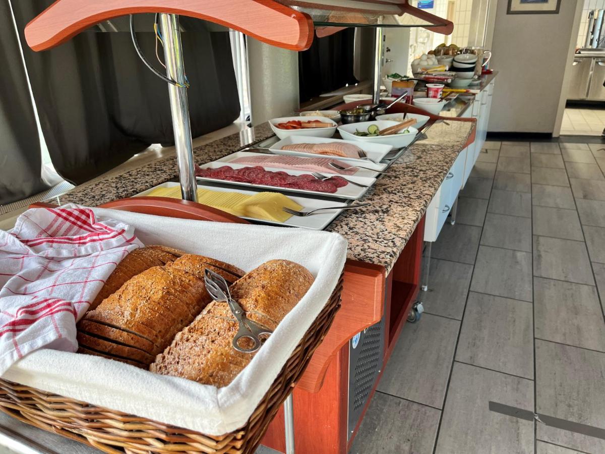 Hostel Oslofjord Stabekk エクステリア 写真